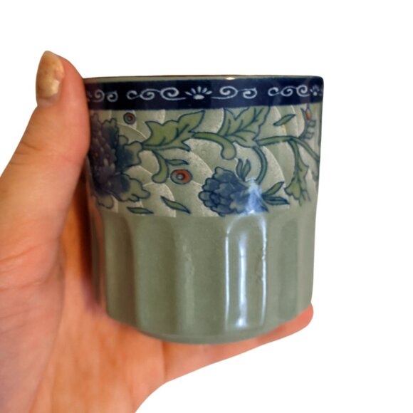 Vintage Ceramic Tea Set 2 Cups 1 Teapot Chinese Blue Floral Summer Kitchen - Picture 4 of 11